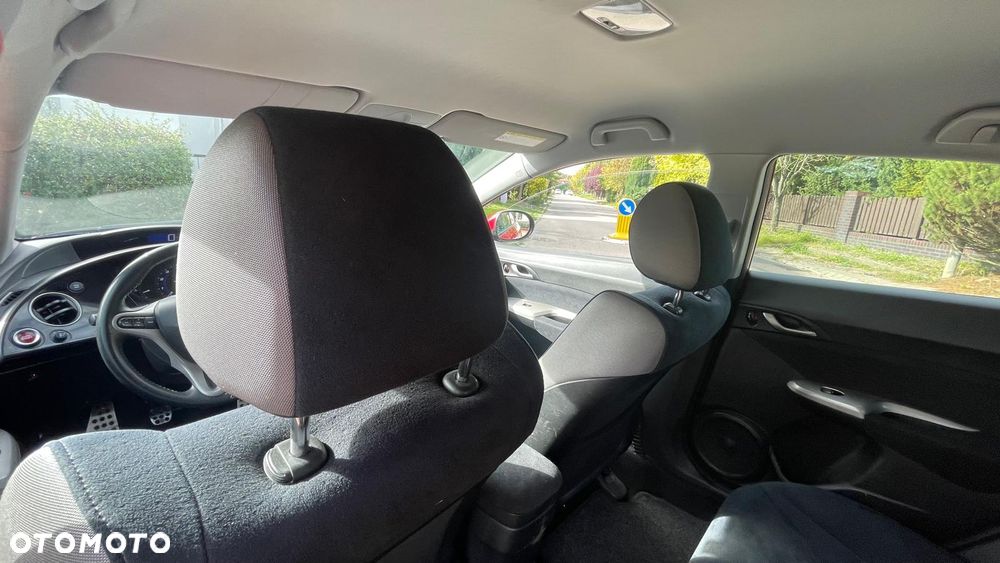 Honda Civic 1.8 Sport - 11