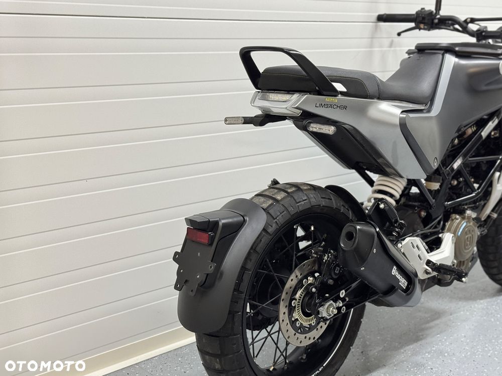 Husqvarna Svartpilen - 9