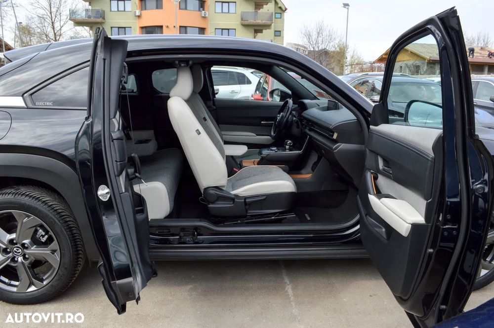 Mazda MX-30 e-SKYACTIV EV Exclusive-Line - 27