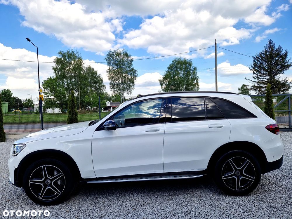 Mercedes-Benz GLC 300 de 4Matic 9G-TRONIC AMG Line Plus - 33