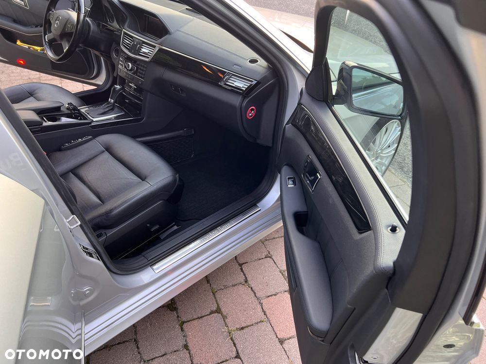 Mercedes-Benz Klasa E 250 CDI DPF BlueEFFICIENCY Automatik Avantgarde - 11