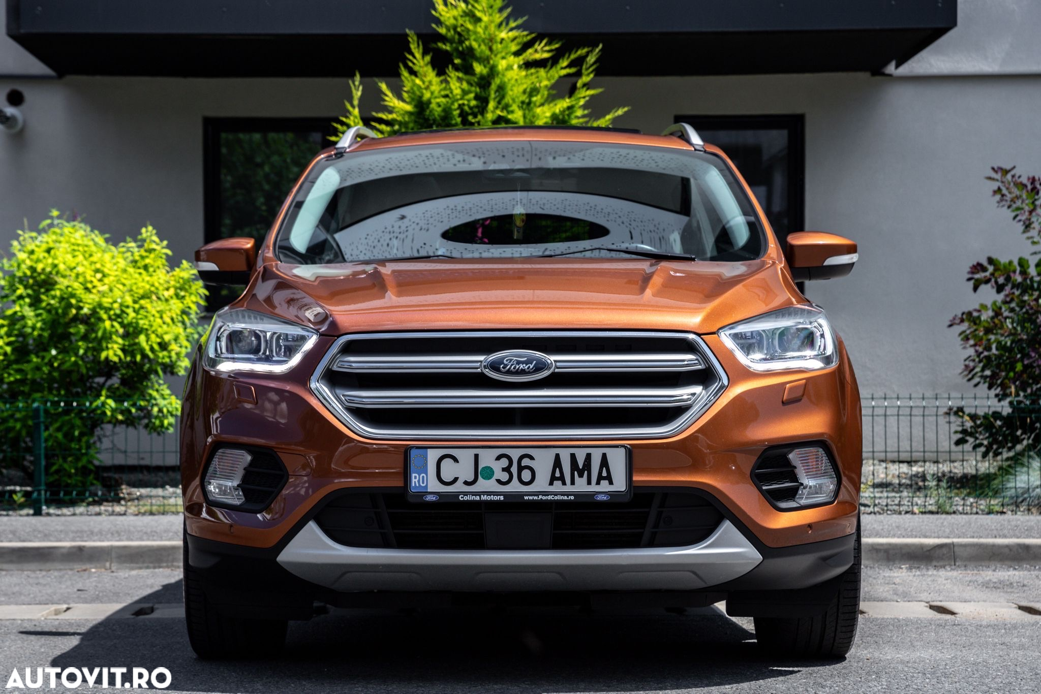 Ford Kuga 2.0 TDCi 4x4 Aut. SYNC - 2