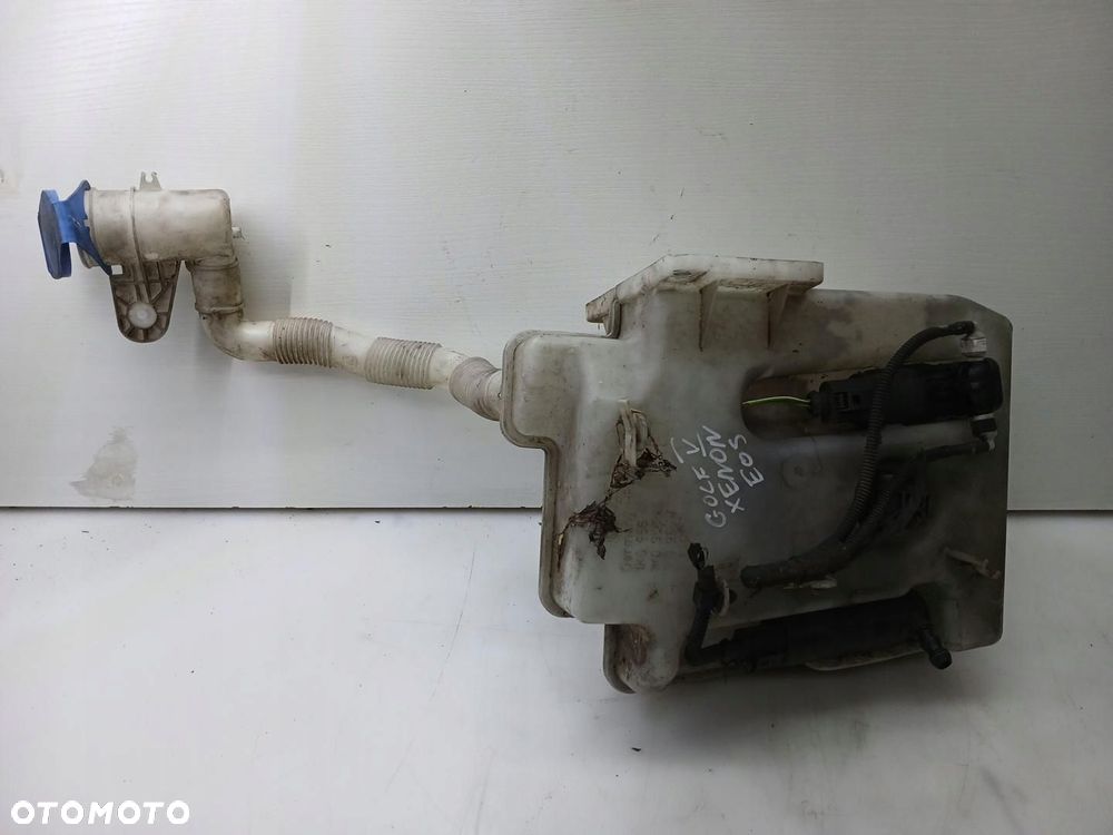 ZBIORNICZEK SPRYSKIWACZY POMPKA VOLKSWAGEN GOLF V EOS XENON 1K0955453 - 3