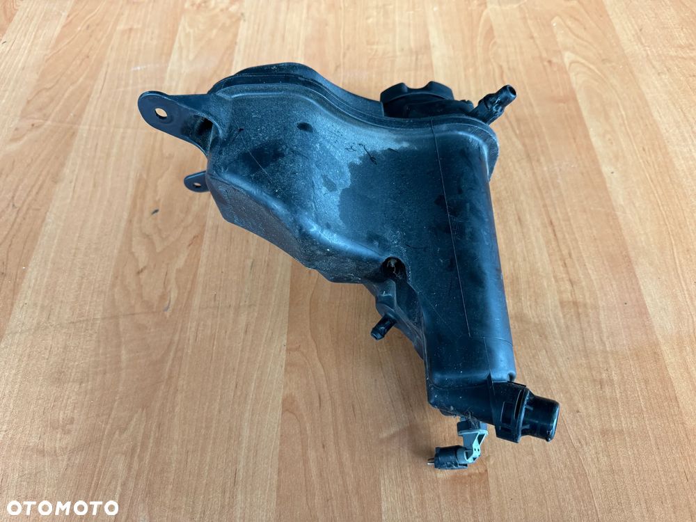 Zbiornik wyrównawczy płynu bmw E90 E91 7567462 - 1