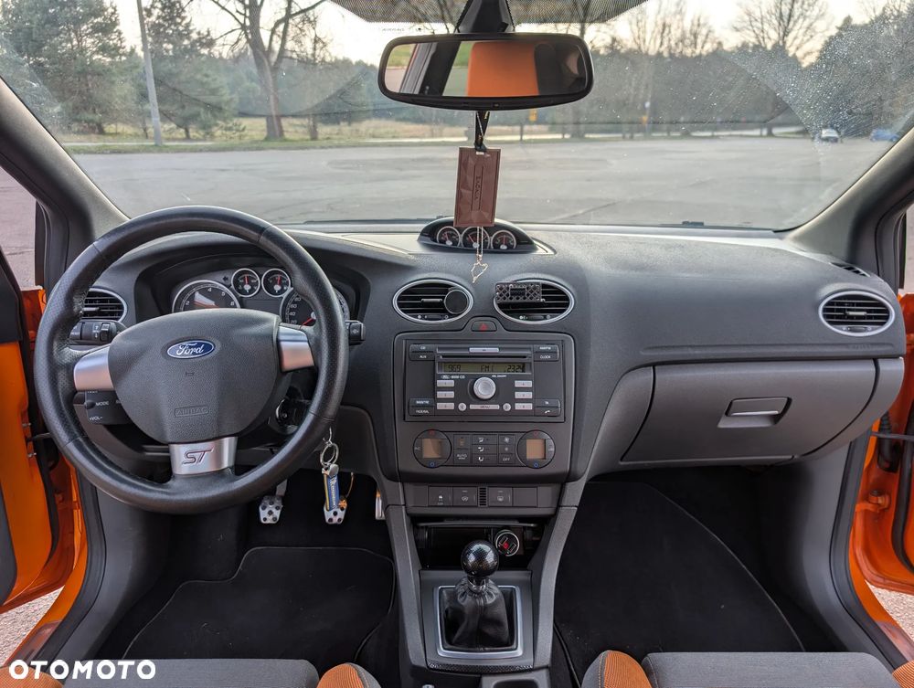 Ford Focus - 12