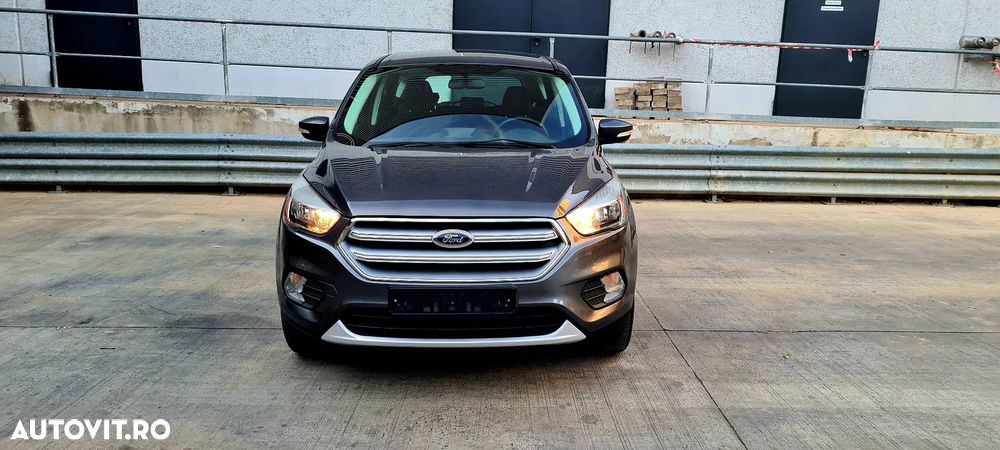 Ford Kuga 1.5 TDCi 2WD Trend - 28