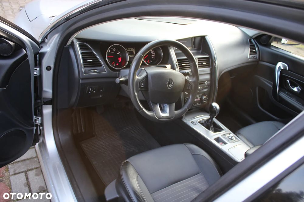 Renault Latitude - 20