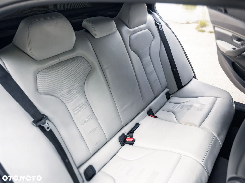 BMW M3 DKG - 22