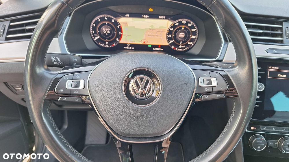 Volkswagen Passat - 18