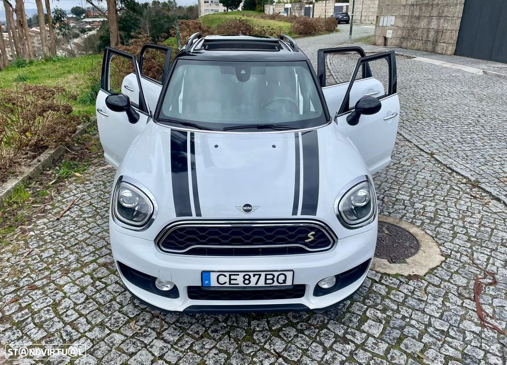 MINI Countryman Cooper SE ALL4 Auto - 29