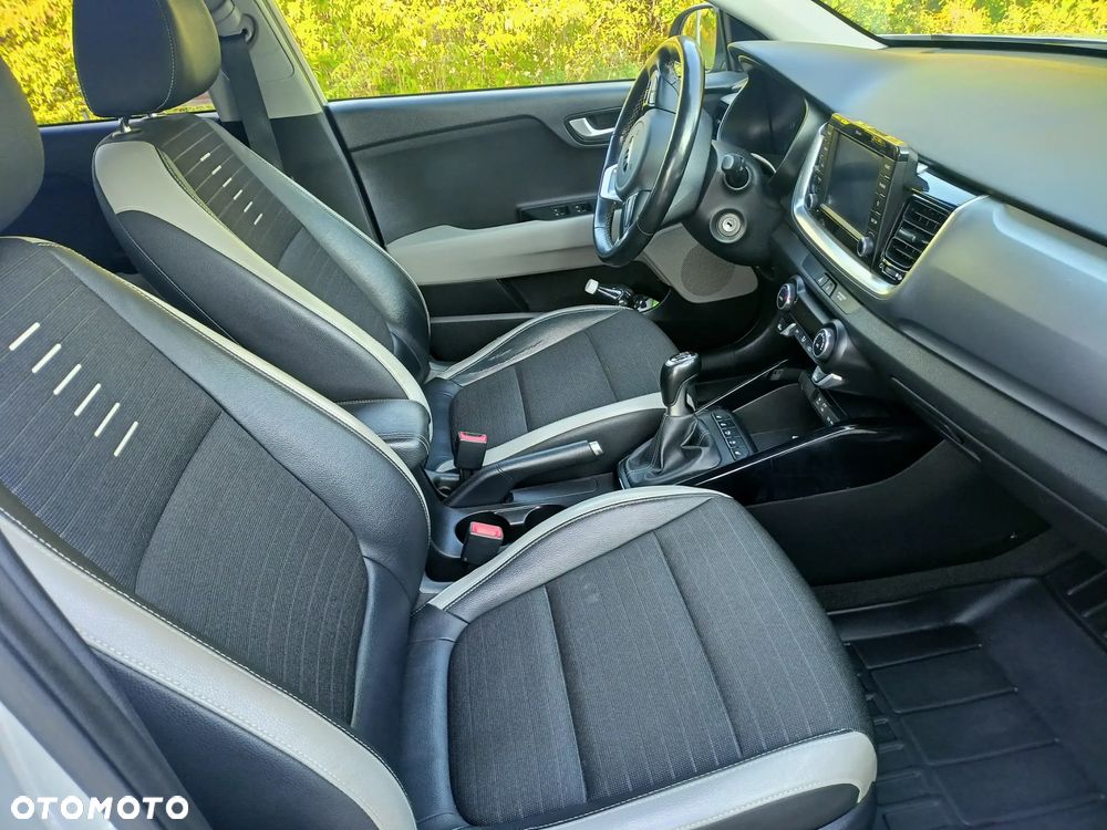 Kia Stonic 1.4 L - 21