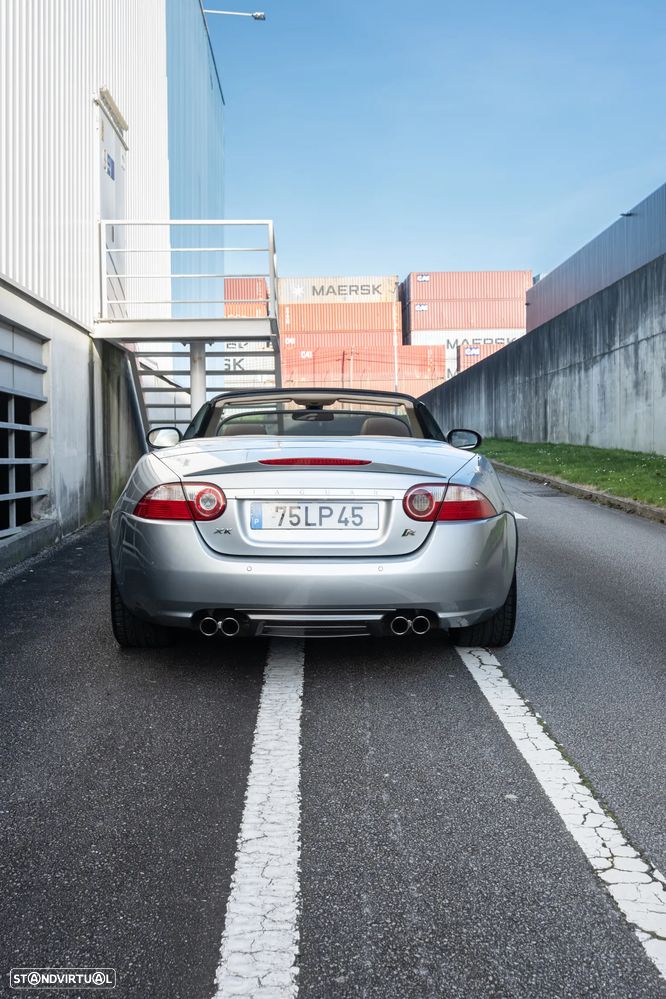 Jaguar XK XKR - 18
