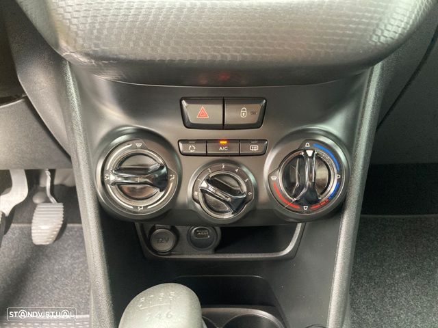 Peugeot 208 1.5 BlueHDi Signature - 23