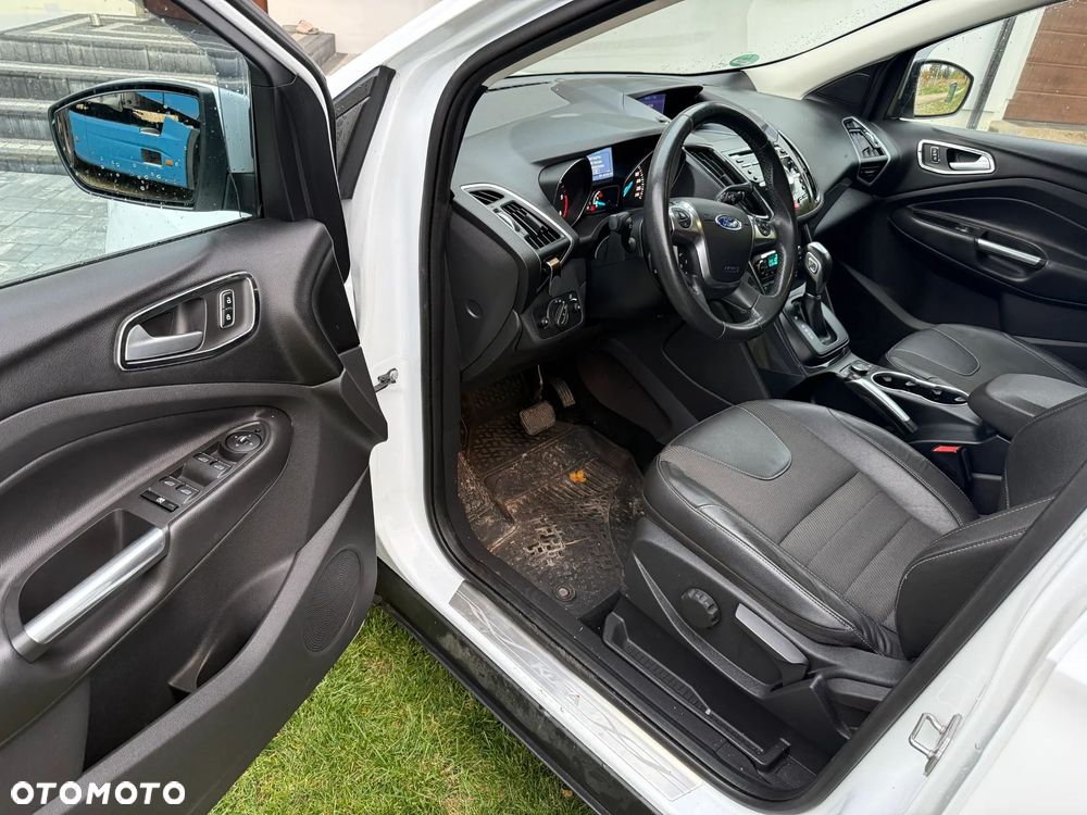 Ford Kuga 2.0 TDCi 4x4 Titanium - 9