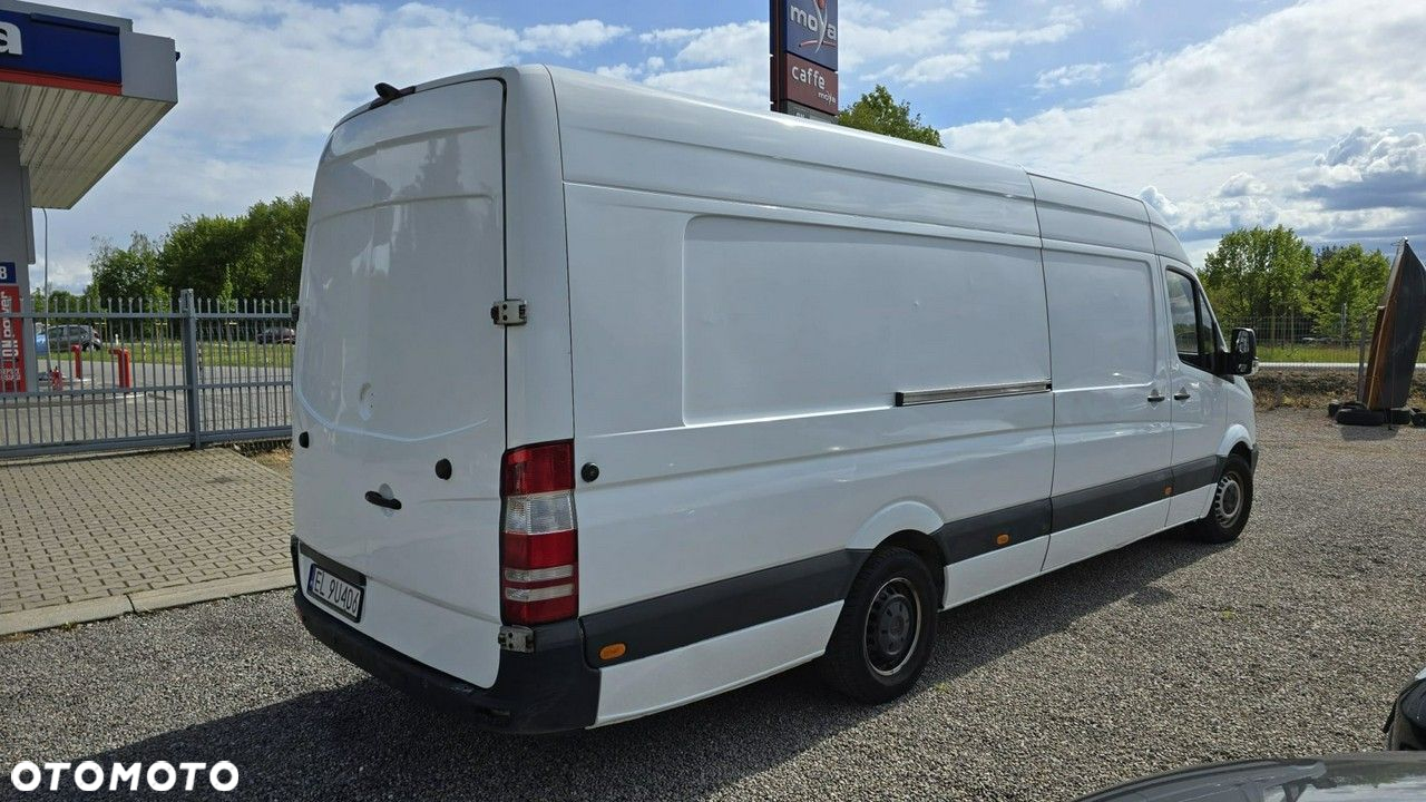 Mercedes-Benz Sprinter - 4