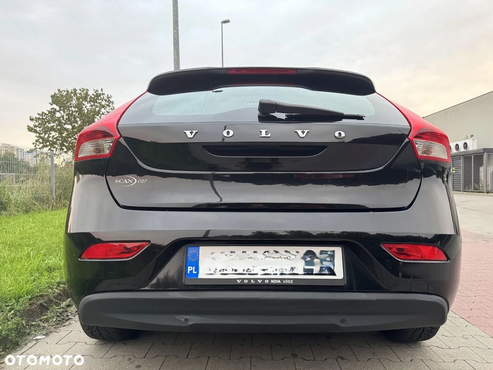 Volvo V40 2016 photo 3