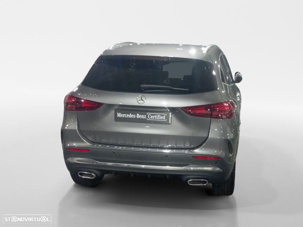 Mercedes-Benz GLA 250 e - 4
