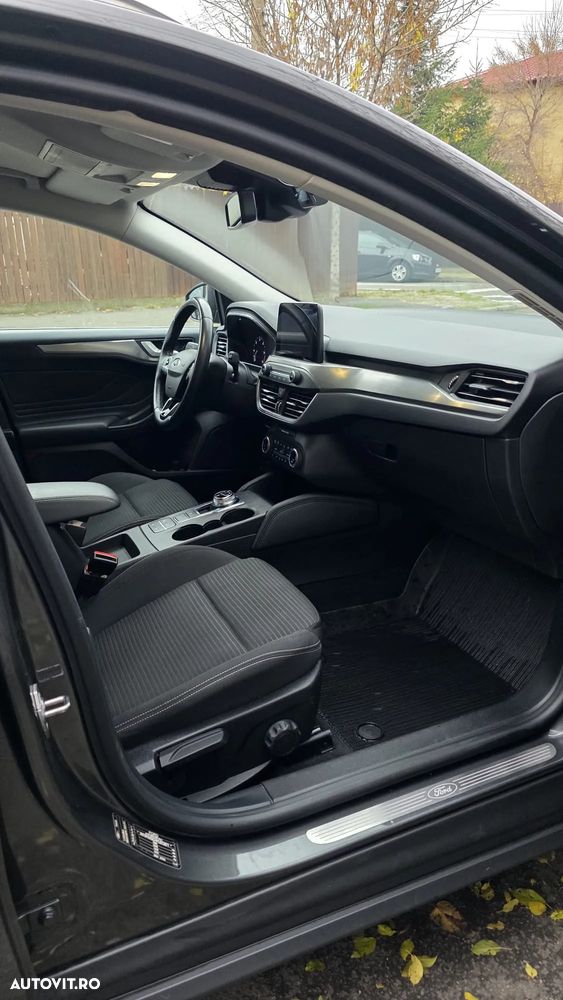 Ford Focus 1.5 EcoBlue Titanium - 9