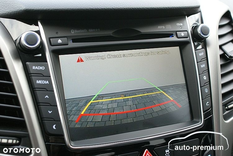 Hyundai i30 1.6 CRDi Fifa World Cup Edition - 15