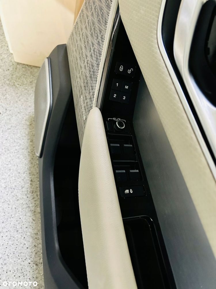 RANGE ROVER VELAR L560 FOTELE KANAPA BOCZKI KPL UK - 10