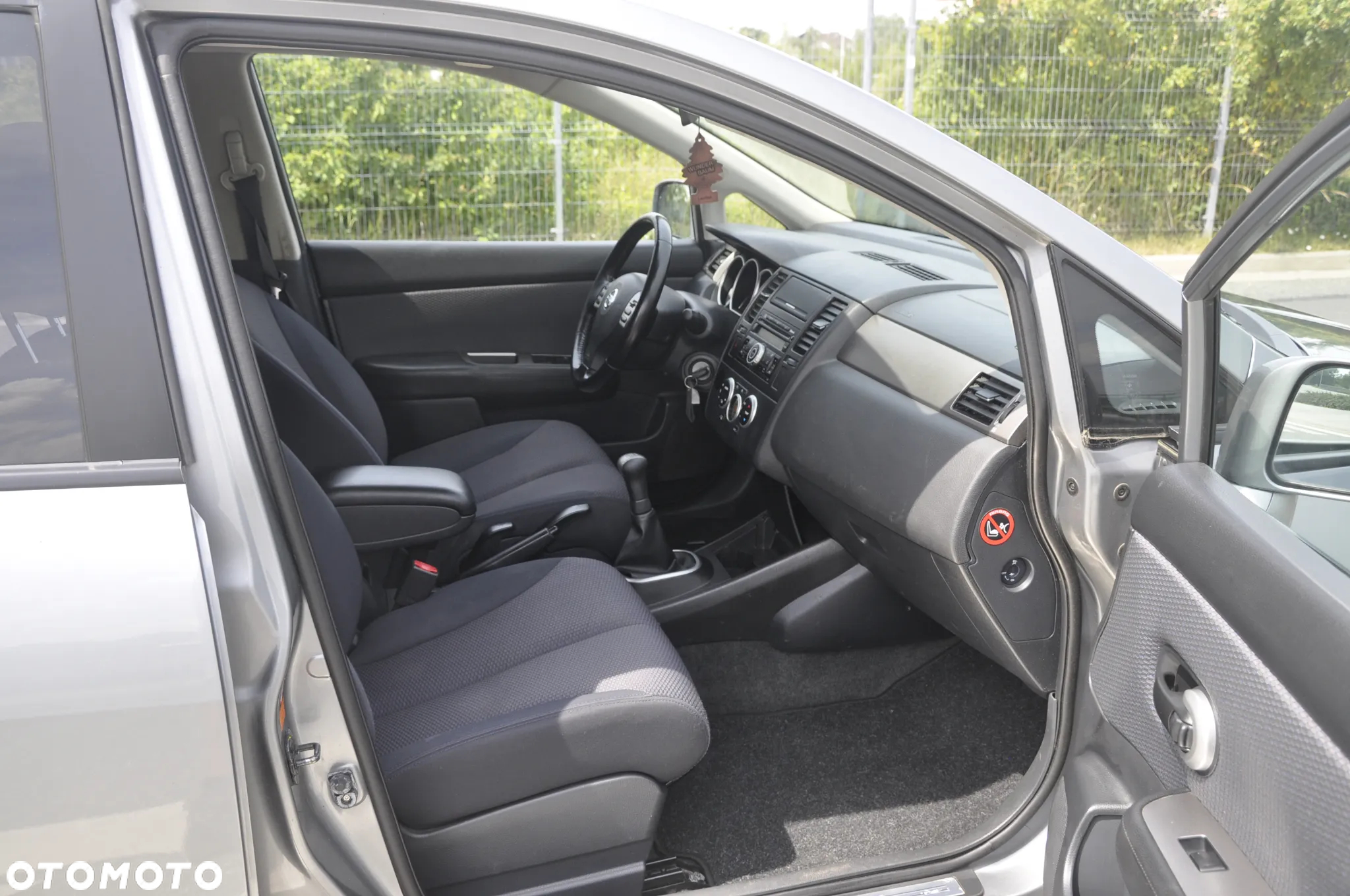 Nissan Tiida 1.6 Visia AC/CD - 23