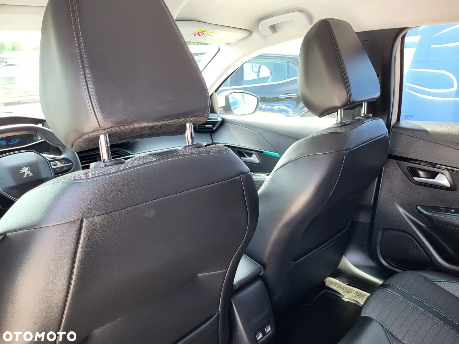 Peugeot 208 1.5 BlueHDi Allure S&S - 12