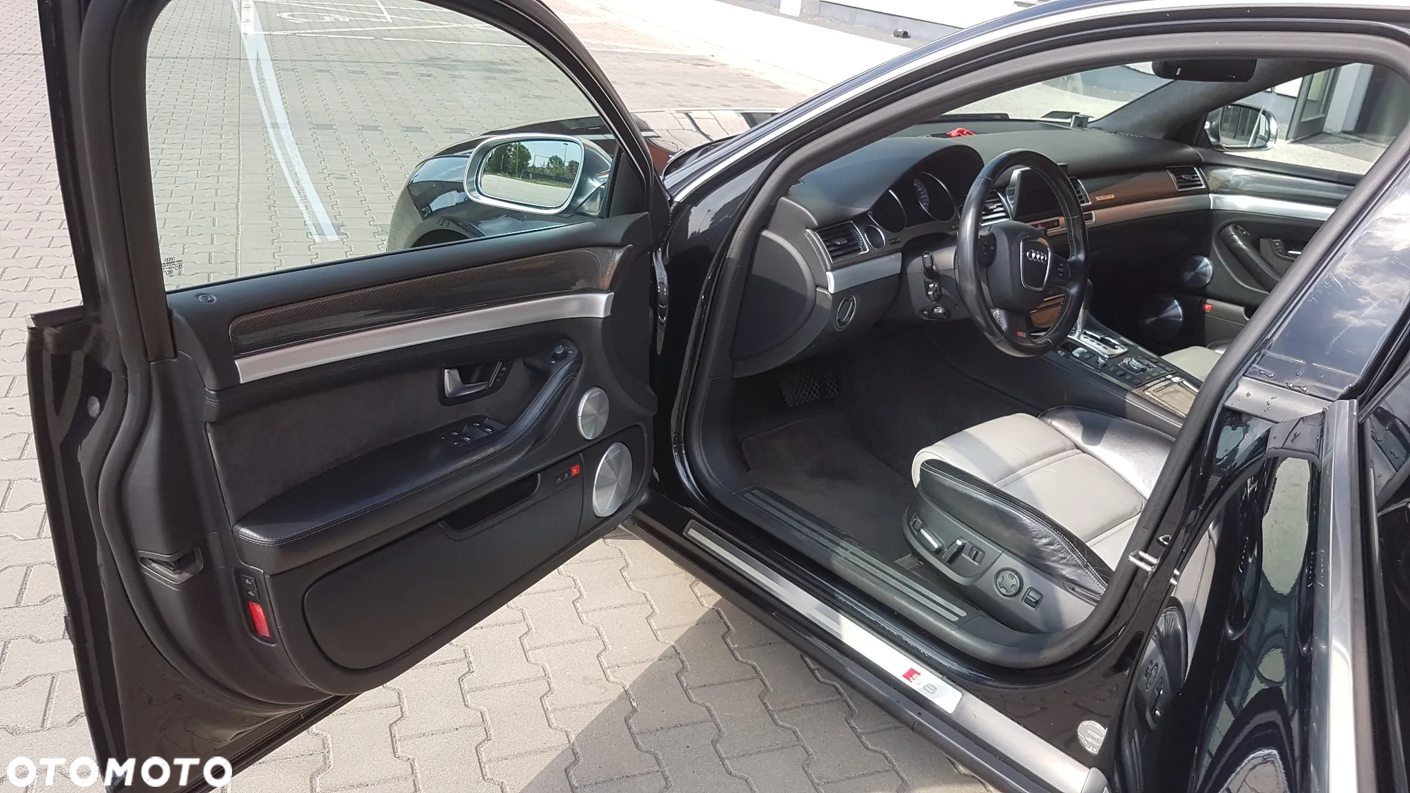 Audi S8 5.2 FSI Quattro - 12