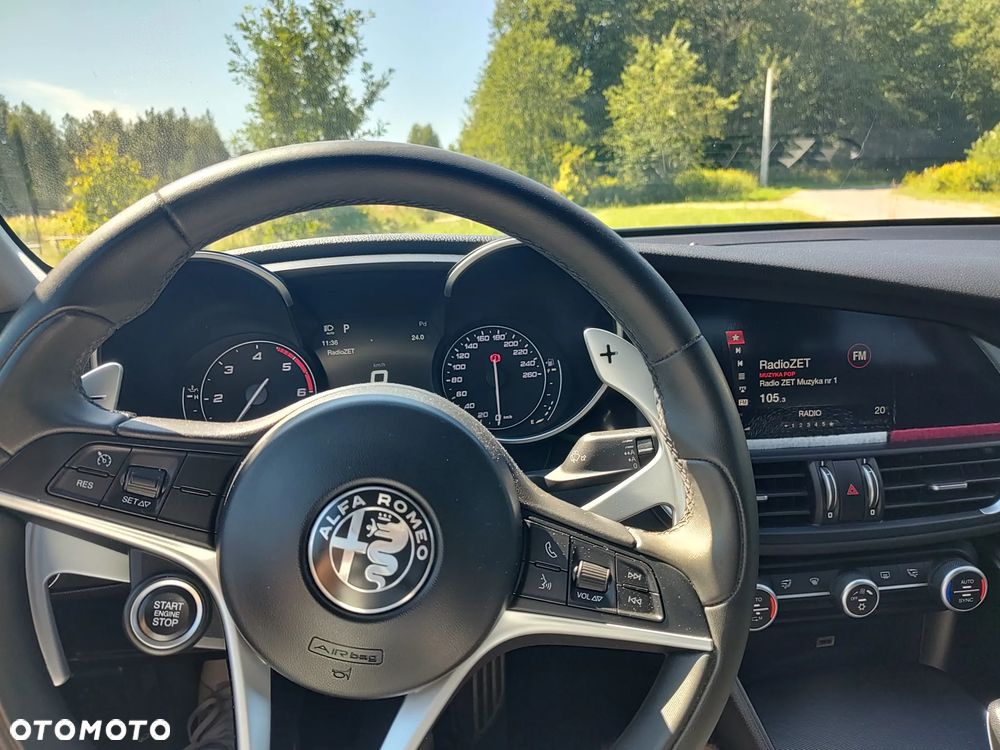 Alfa Romeo Giulia 2.2 D Turbo Super - 13