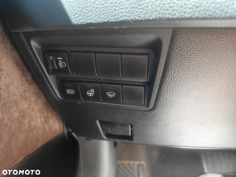 Toyota Yaris Cross - 12