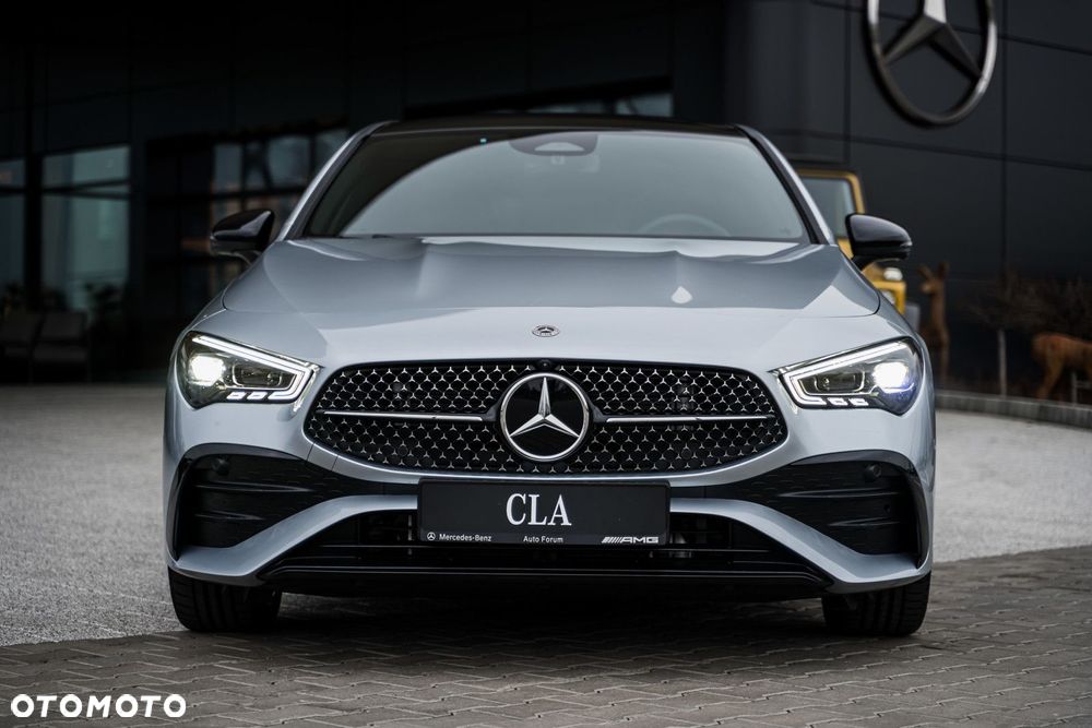 Mercedes-Benz CLA - 8