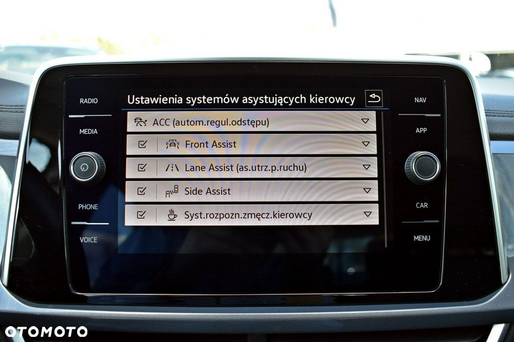 Volkswagen T-Roc 1.5 TSI Style DSG - 21