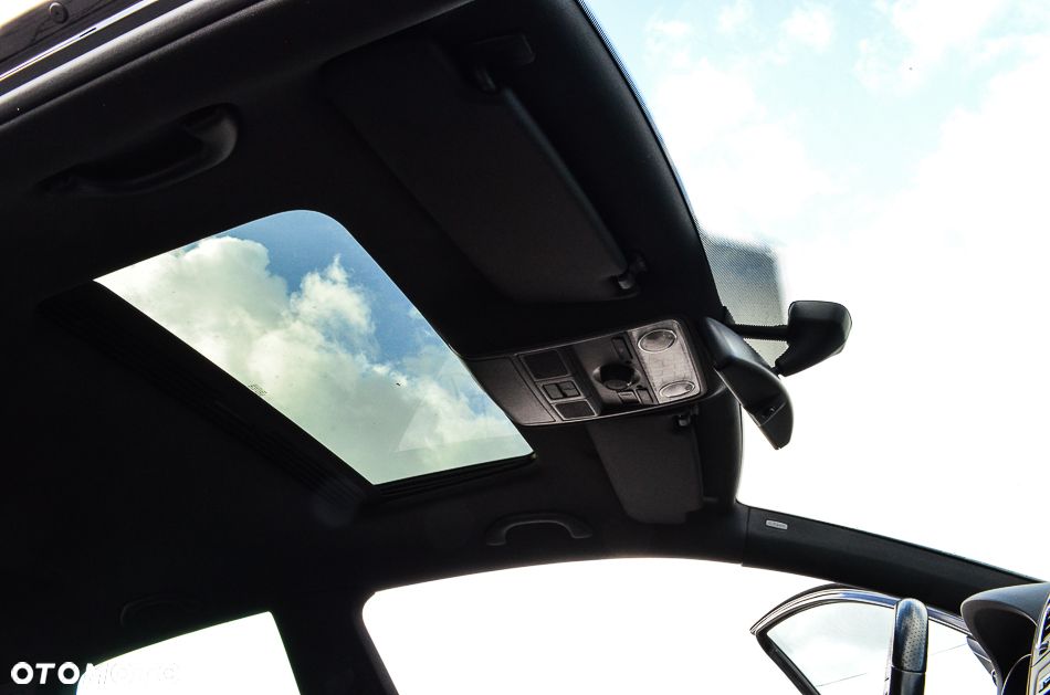 Volkswagen Golf 2.0 TDI DPF DSG GTD - 34