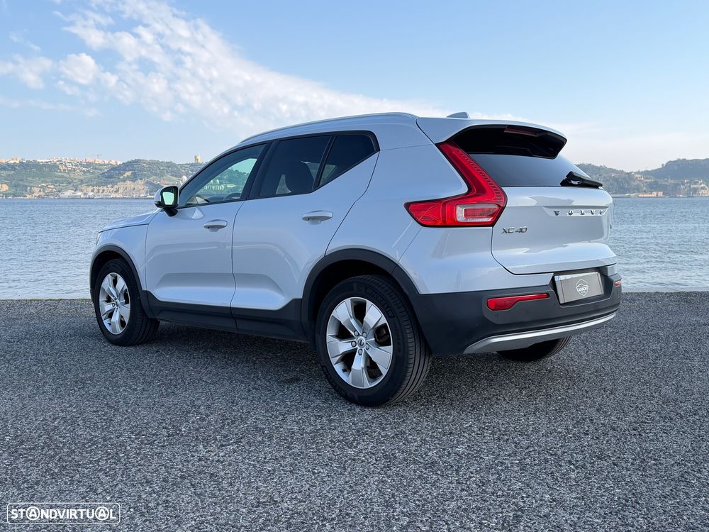 Volvo XC 40 1.5 T3 Momentum Geartronic - 2