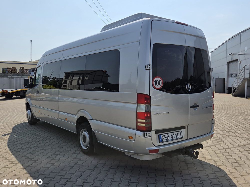 Mercedes-Benz Sprinter - 8