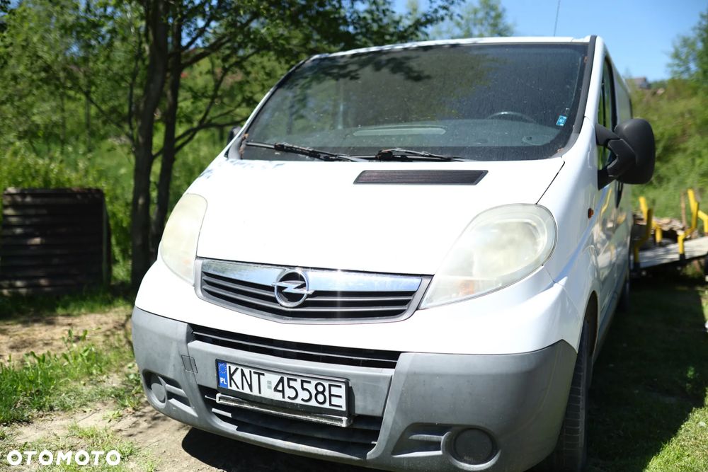 Opel Vivaro - 2