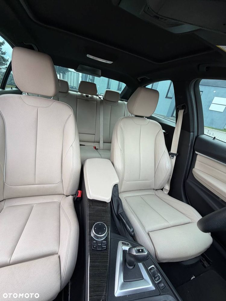 BMW Seria 3 330e iPerformance Luxury Line - 7