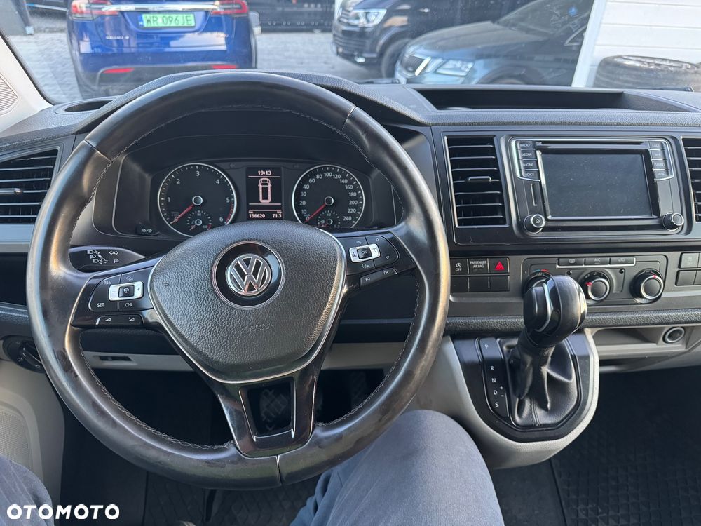 Volkswagen Transporter - 11