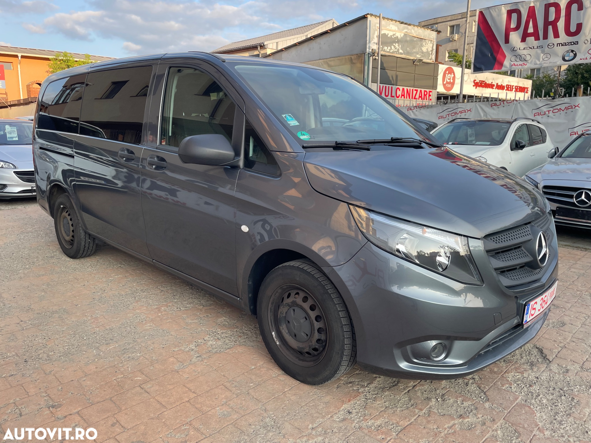 Mercedes-Benz Vito 111 CDI (BlueTEC) Tourer Lang PRO - 2