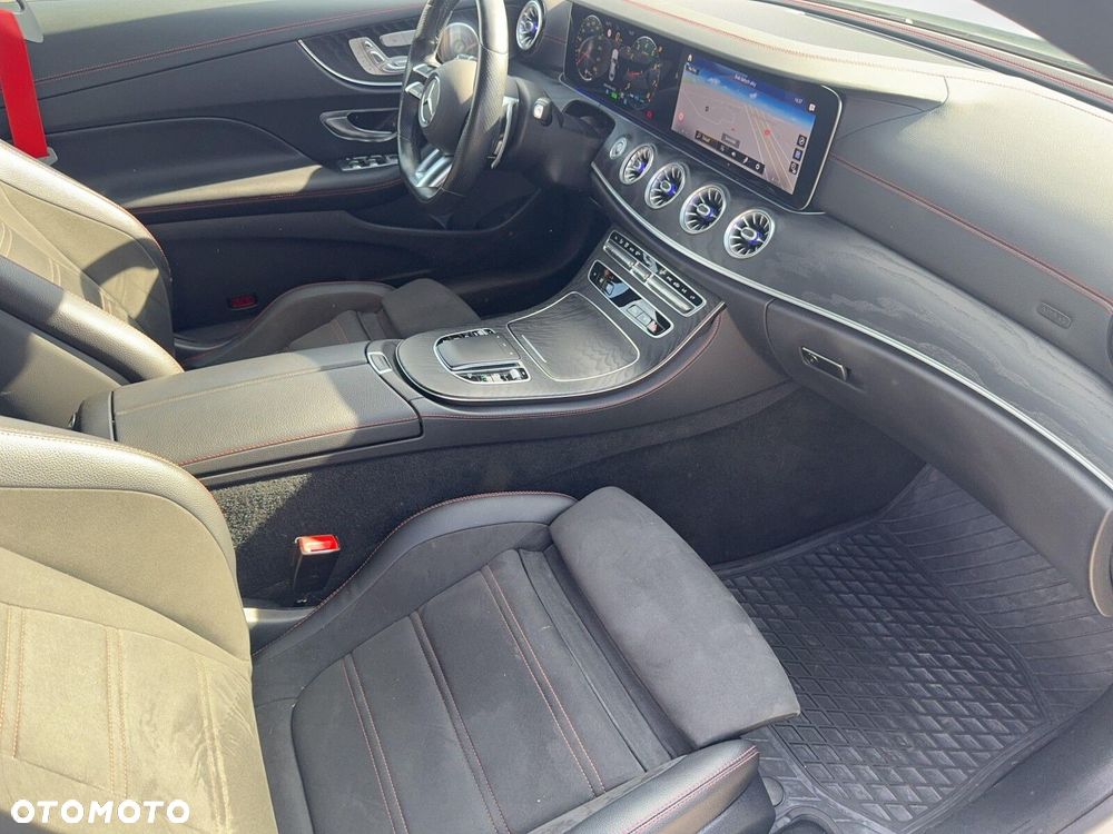 Mercedes-Benz Klasa E AMG 53 4-Matic+ 9G-TRONIC - 23