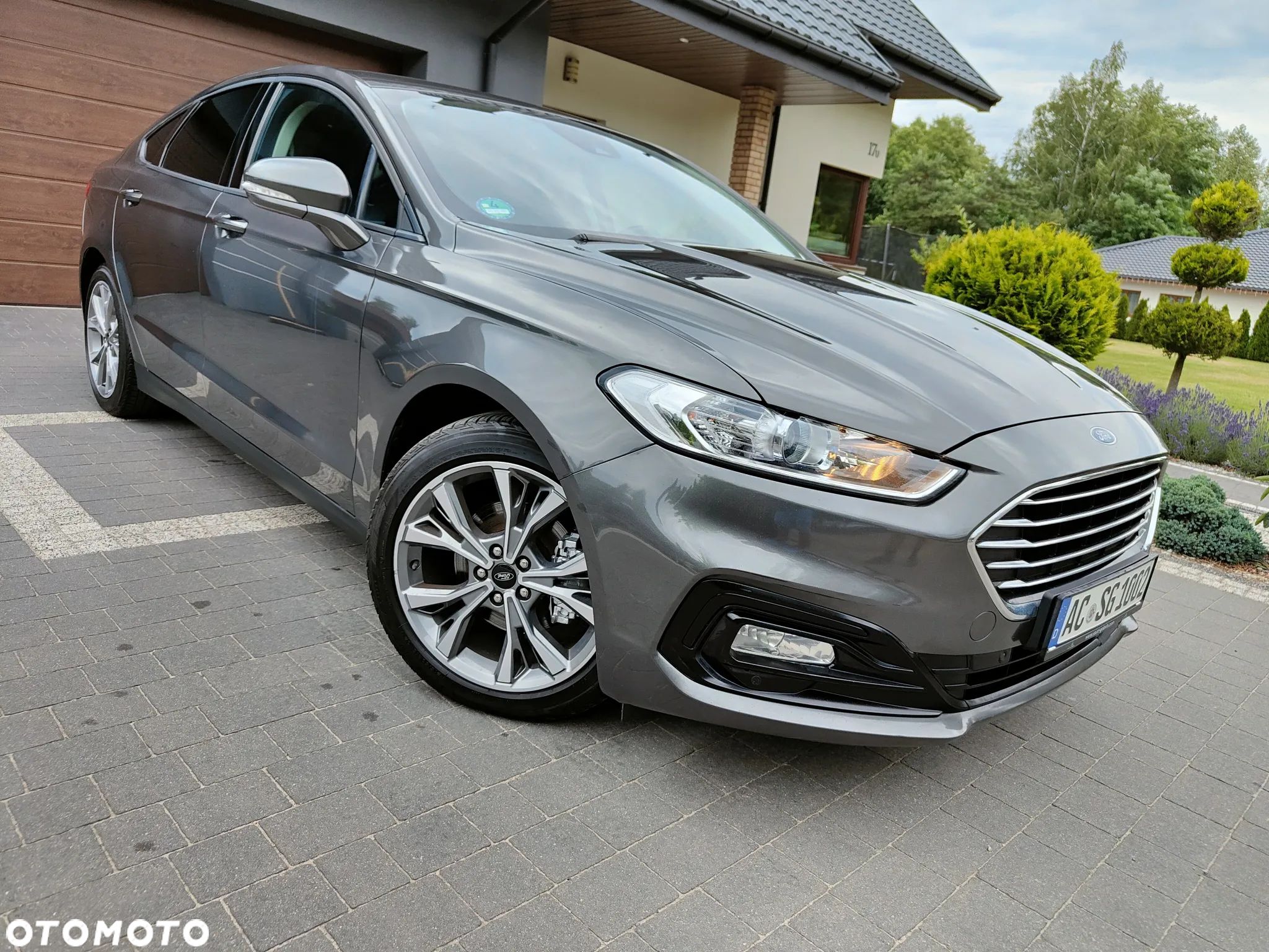 Ford Mondeo 2.0 TDCi Ambiente Plus - 1