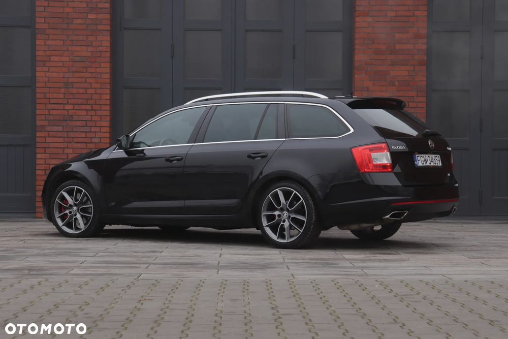 Skoda Octavia 2.0 TDI (Green tec) DSG RS - 16