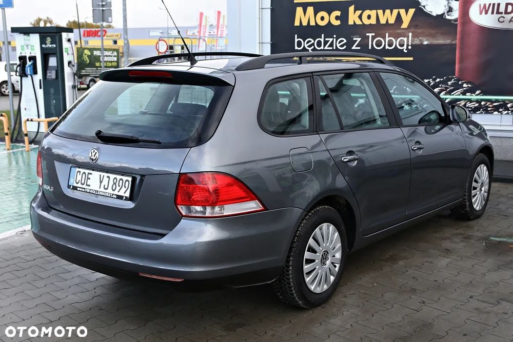Volkswagen Golf - 17