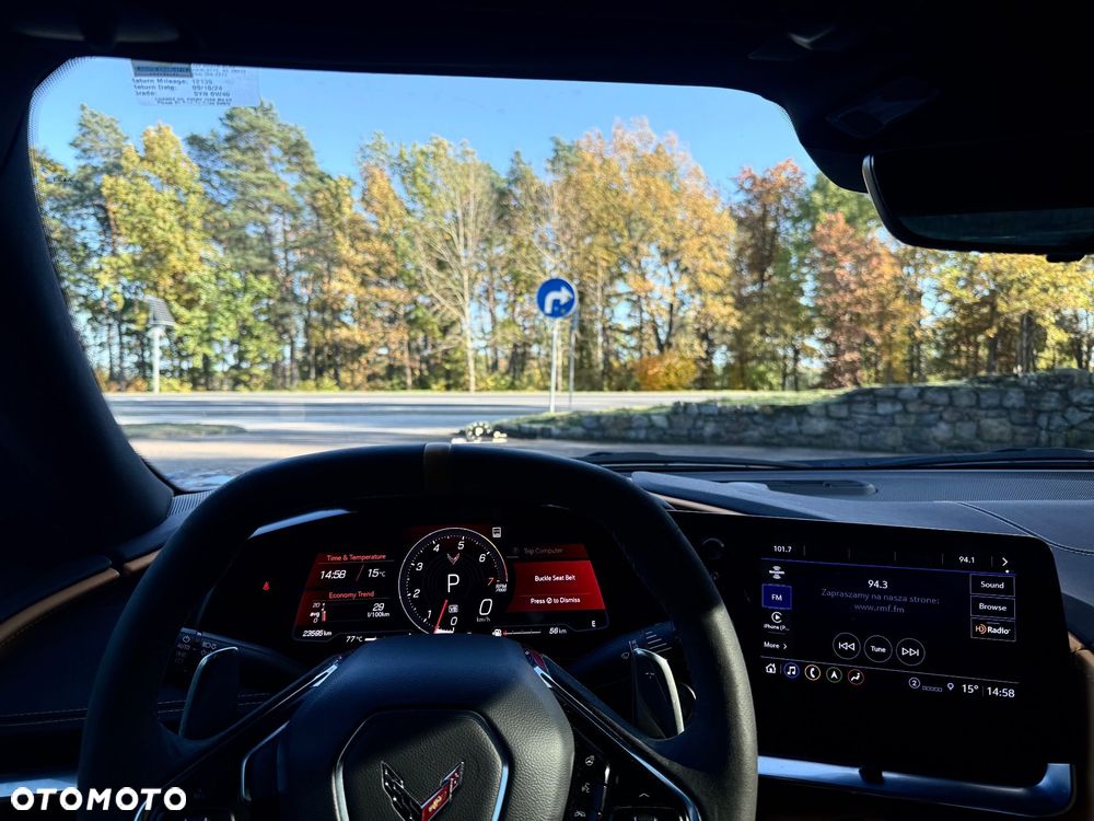 Chevrolet Corvette - 13