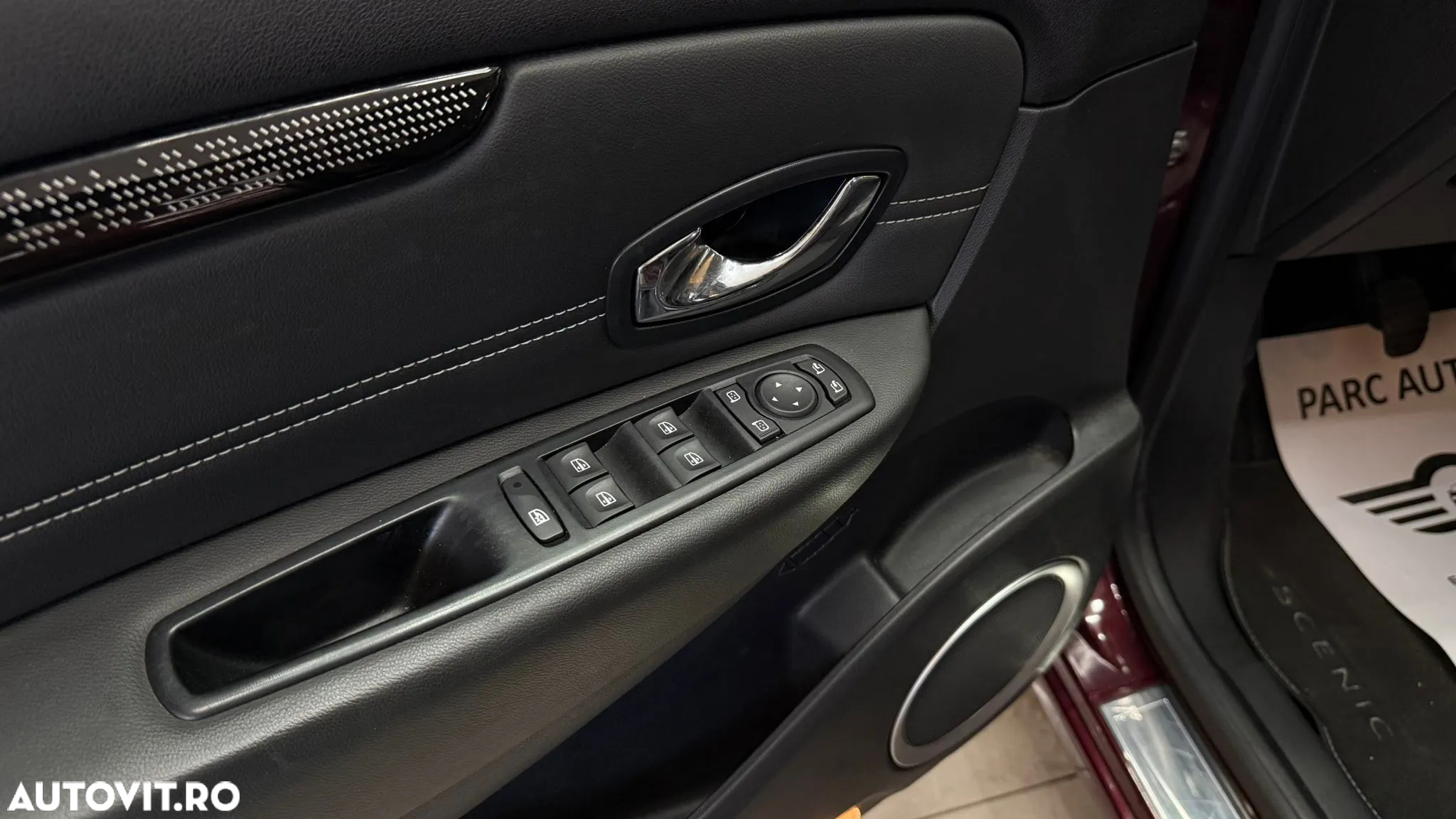 Renault Scenic - 25