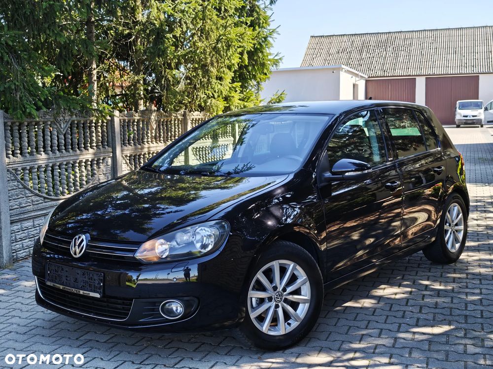 Volkswagen Golf - 6