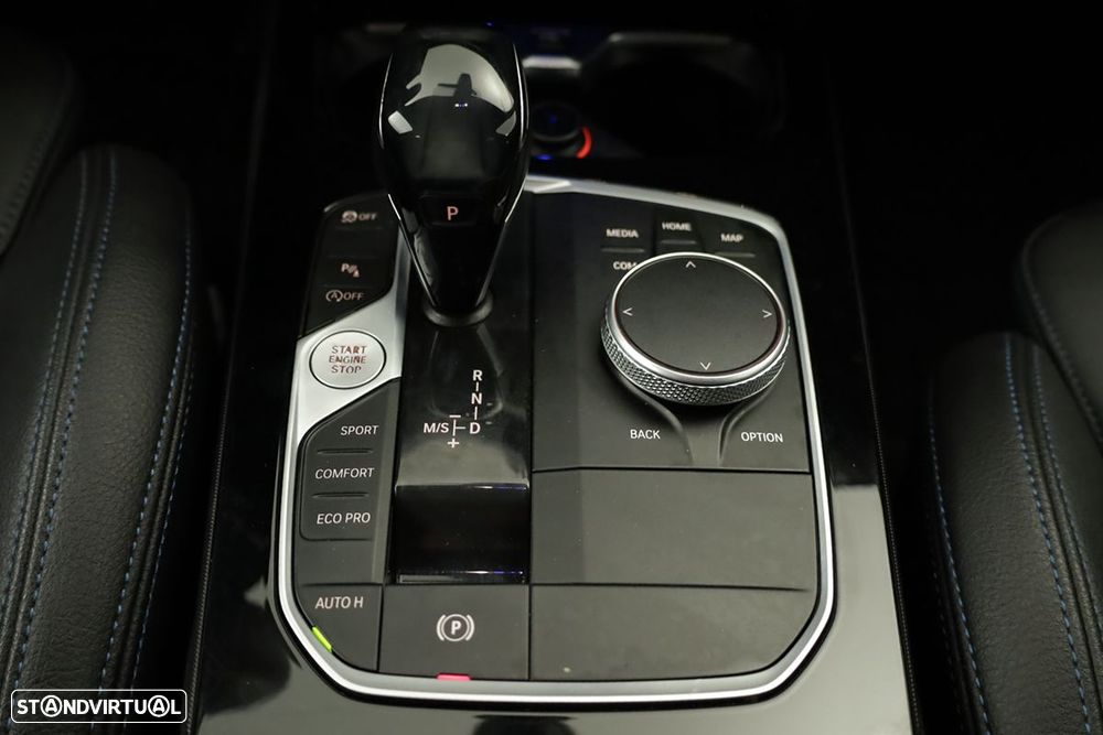 BMW 116 d Pack Desportivo M Auto - 14