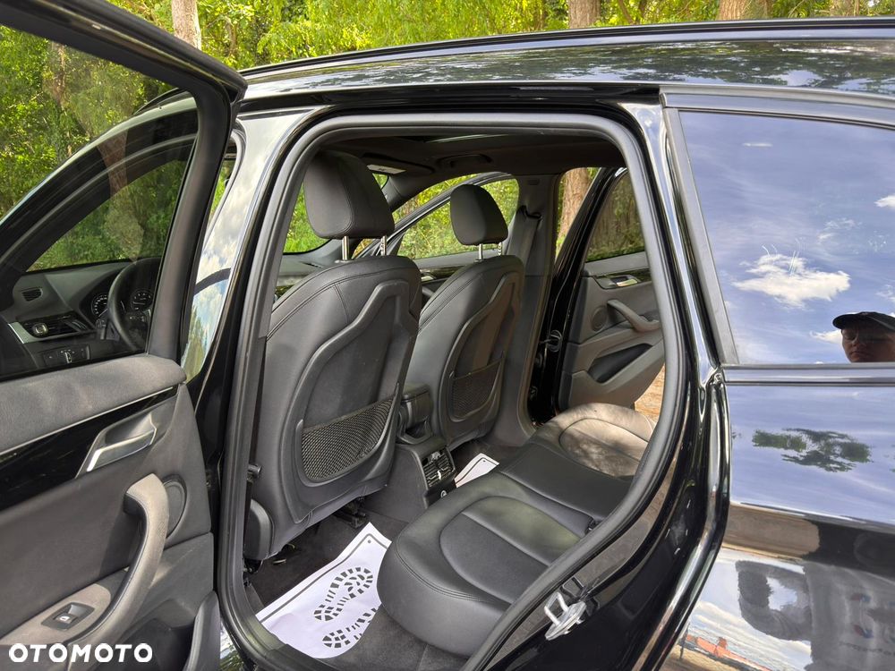 BMW X1 xDrive25i GPF xLine sport - 20