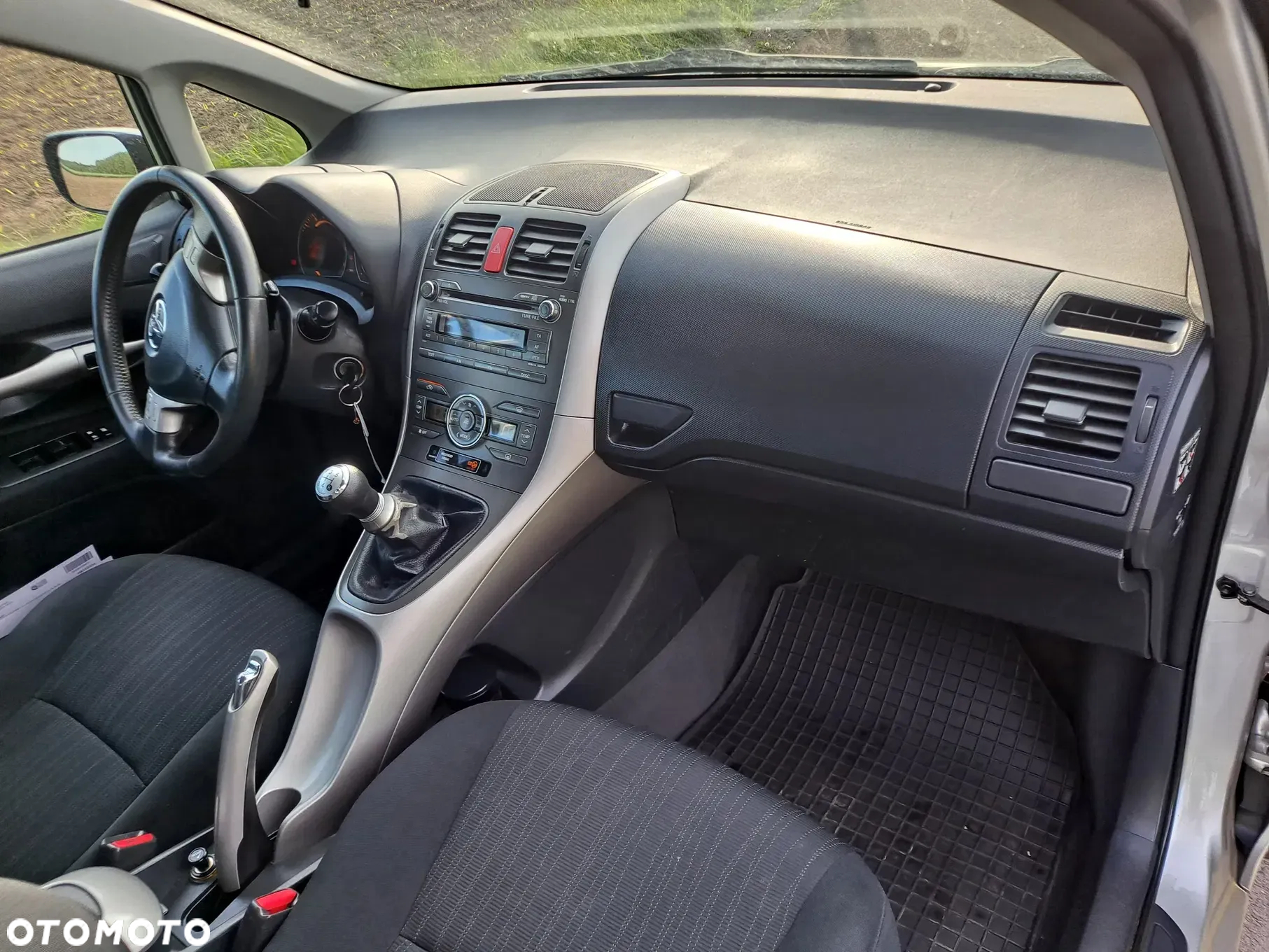Toyota Auris 1.6 VVT-i Sol - 5