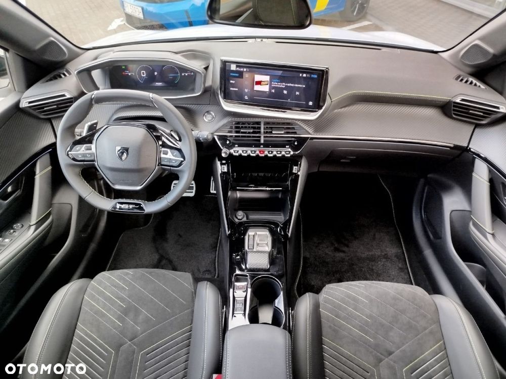 Peugeot 208 - 20