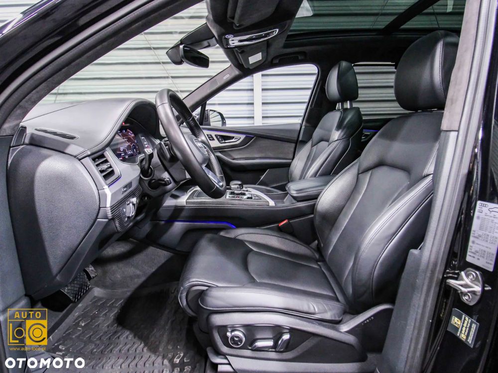 Audi Q7 - 12